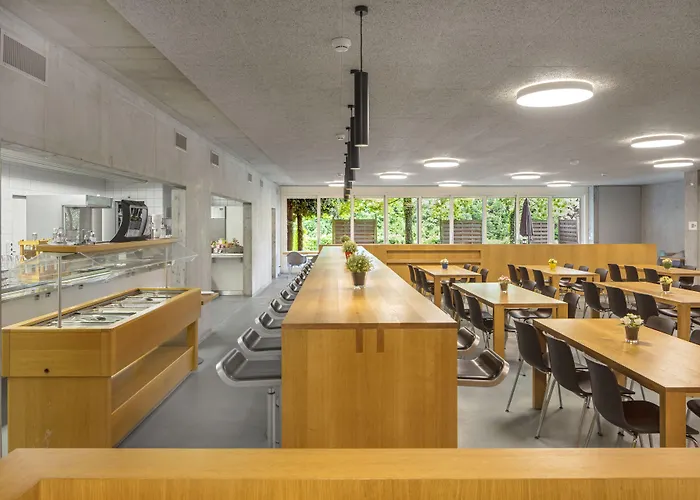 Youth Jeunotel Lozanna