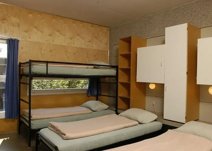 Hostel Youth Jeunotel