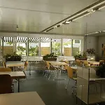 Hostel Youth Jeunotel