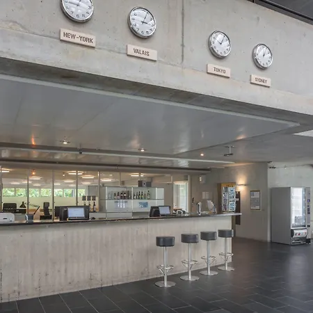 Youth Jeunotel Vandrarhem *