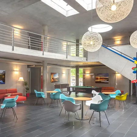 Vandrarhem Youth Jeunotel *